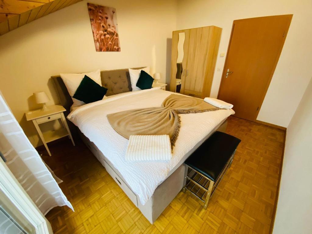 Lake View Apartment -14 Niederried bei Interlaken Εξωτερικό φωτογραφία